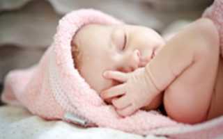 Как лечить горло у грудничка − когда молоко матери самое лучшее средство лечения?