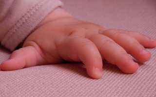 Нарыв на пальце возле ногтя у детей: что делать, если он загноился и в чем заключается лечение?