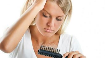 После беременности выпадают волосы: что делать?